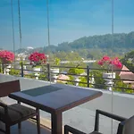 Heaven Seven Kandy