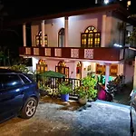 Kandyan Riverside Hotel