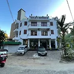 Eagle\'S Residence
