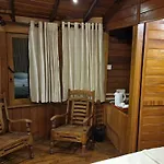 Kandy Tree House