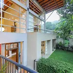 Margossa Residence Kandy