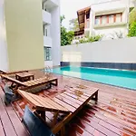 Hotel Kandyan View \