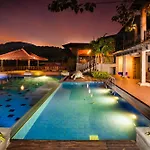 Serendip Stone Hotel And Bungalow