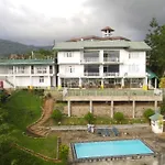 Sky Lodge