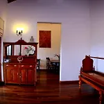 Cirute\' Talwatte, Kandy