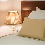 Ceyloni City Hotel