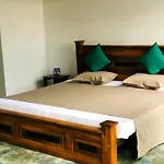 Barefoot Inn Kandy