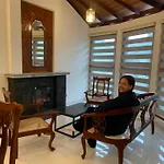 Golden King Residence