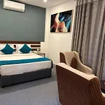 Elegant Hotel