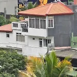 Kandy Home