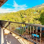 Kandy Green View Guest House