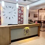Paradise Inn