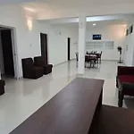Room In Guest Room - Serene Kandy Getaway With City Views