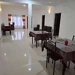 Room In Guest Room - Kandy City View Mpm Guest Room - 2B1