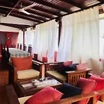 Kandyan Holiday Center