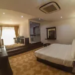 Royal Kandyan