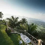 Albatross Boutique Villa
