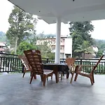 Hill Crescent Kandy