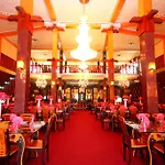 Delma Mount View Hotel