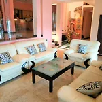 Breeze Villa Kandy