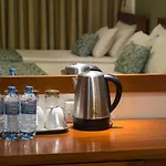 Ceyloni City Hotel