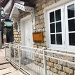 Kandy Api Cottage