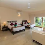Kings Pavilion Luxury Hotel