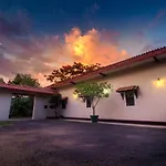 The Buena Vista Kandy