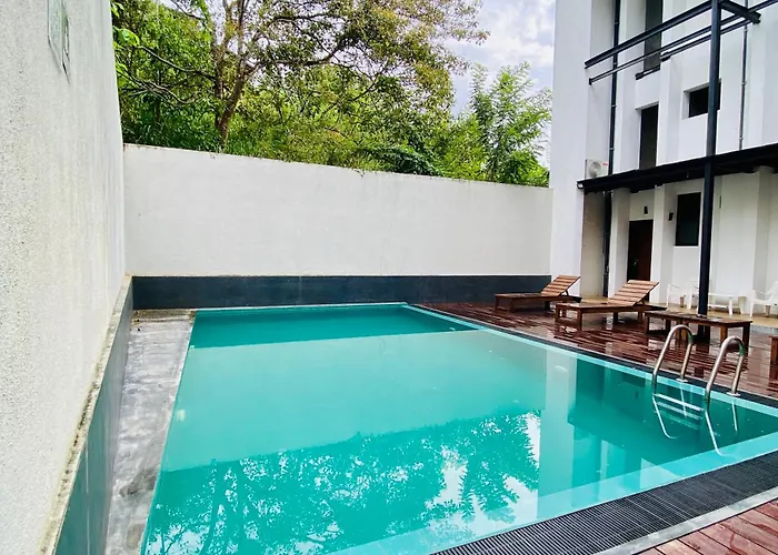 Hotel Kandyan View \