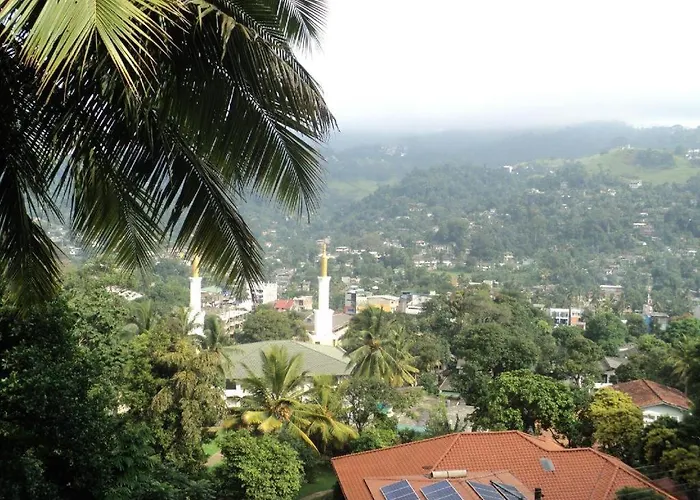Tamarind Tree Inn Kandy