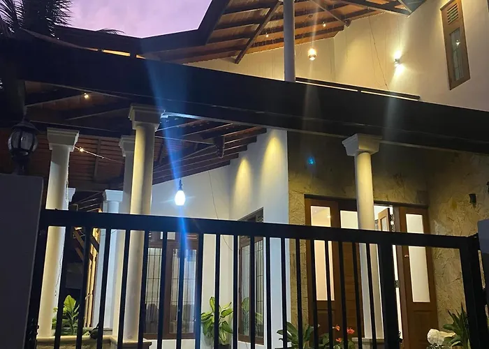 Chaaya Villa Kandy