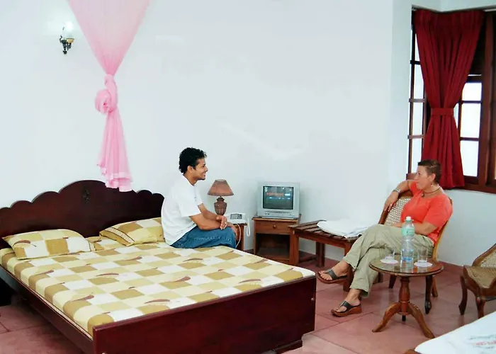Alcam Holiday Home