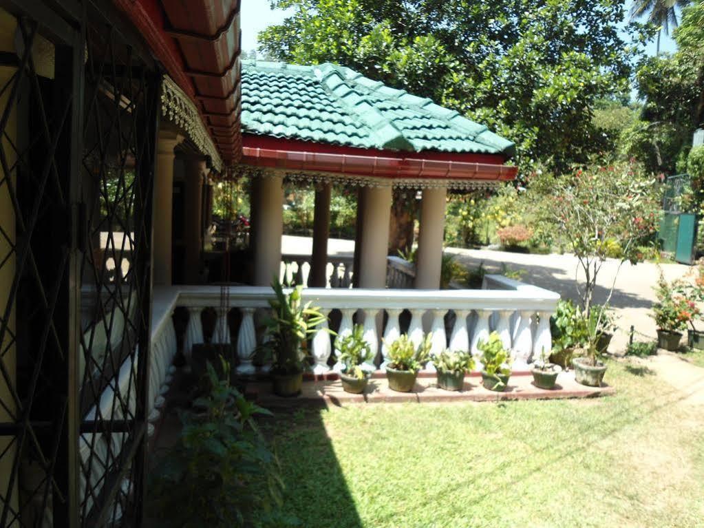 Guest house Reach *