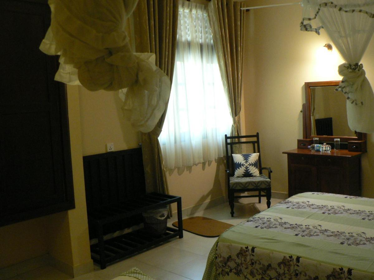 Freedom Lodge, *