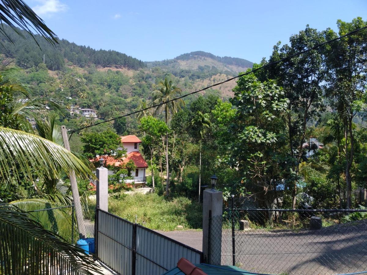Riverview Guest Homestay