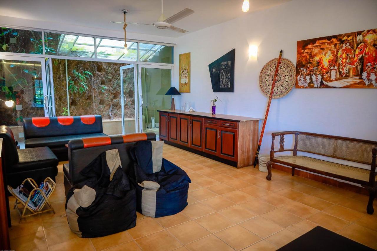 Funk Bunk - Mount View Hostel *