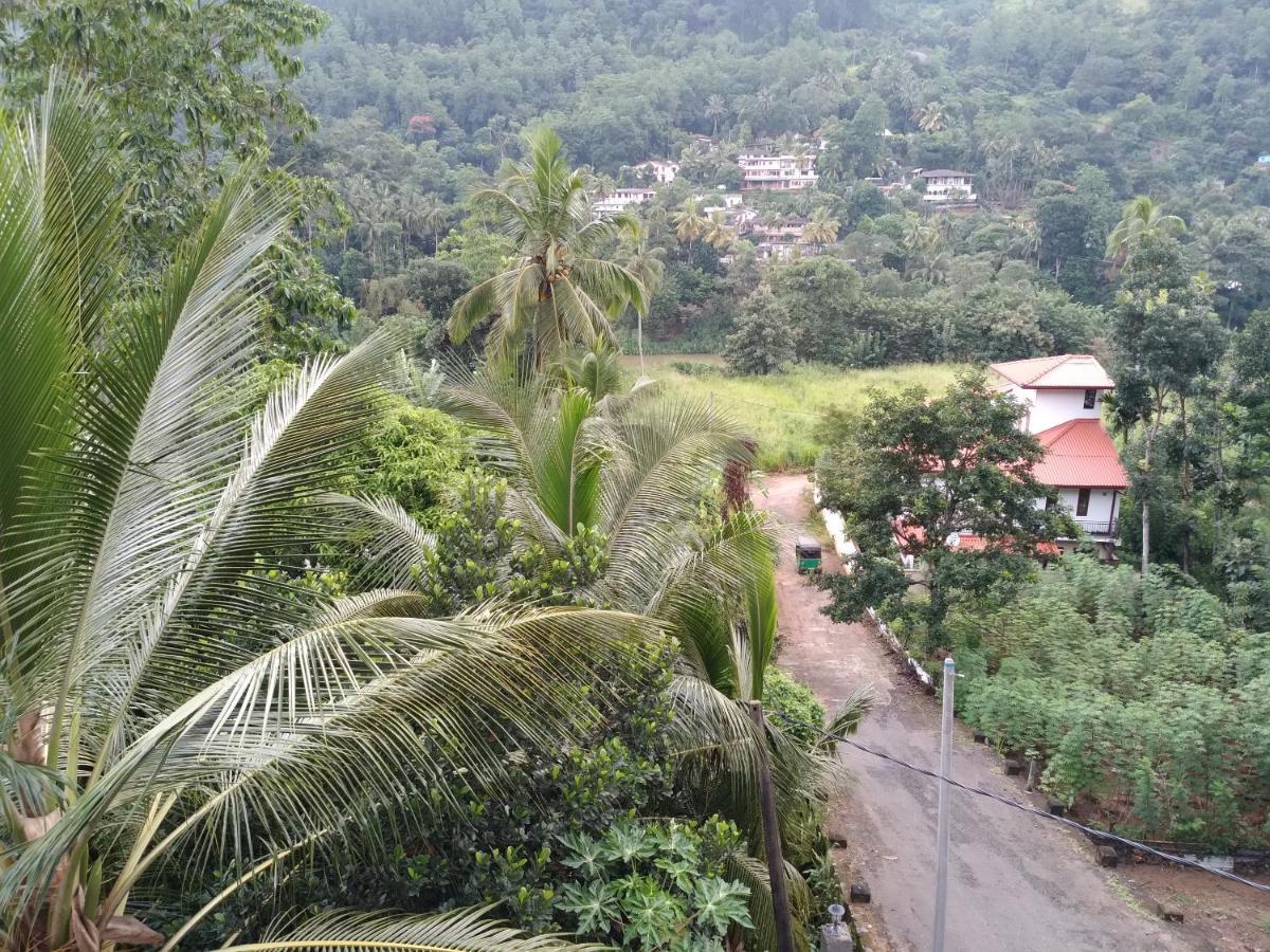 Homestay Riverview Guest *