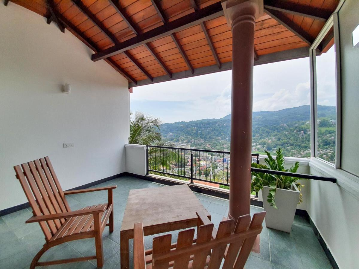 The Skydeck Homestay *