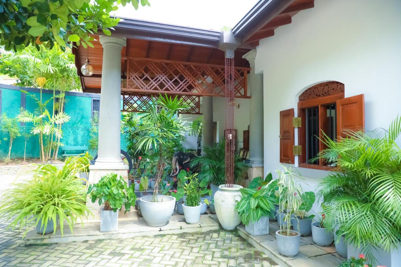 Guest house Reach *