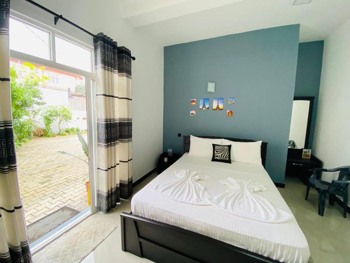 Villa Mountain White By Sunrise Kandy