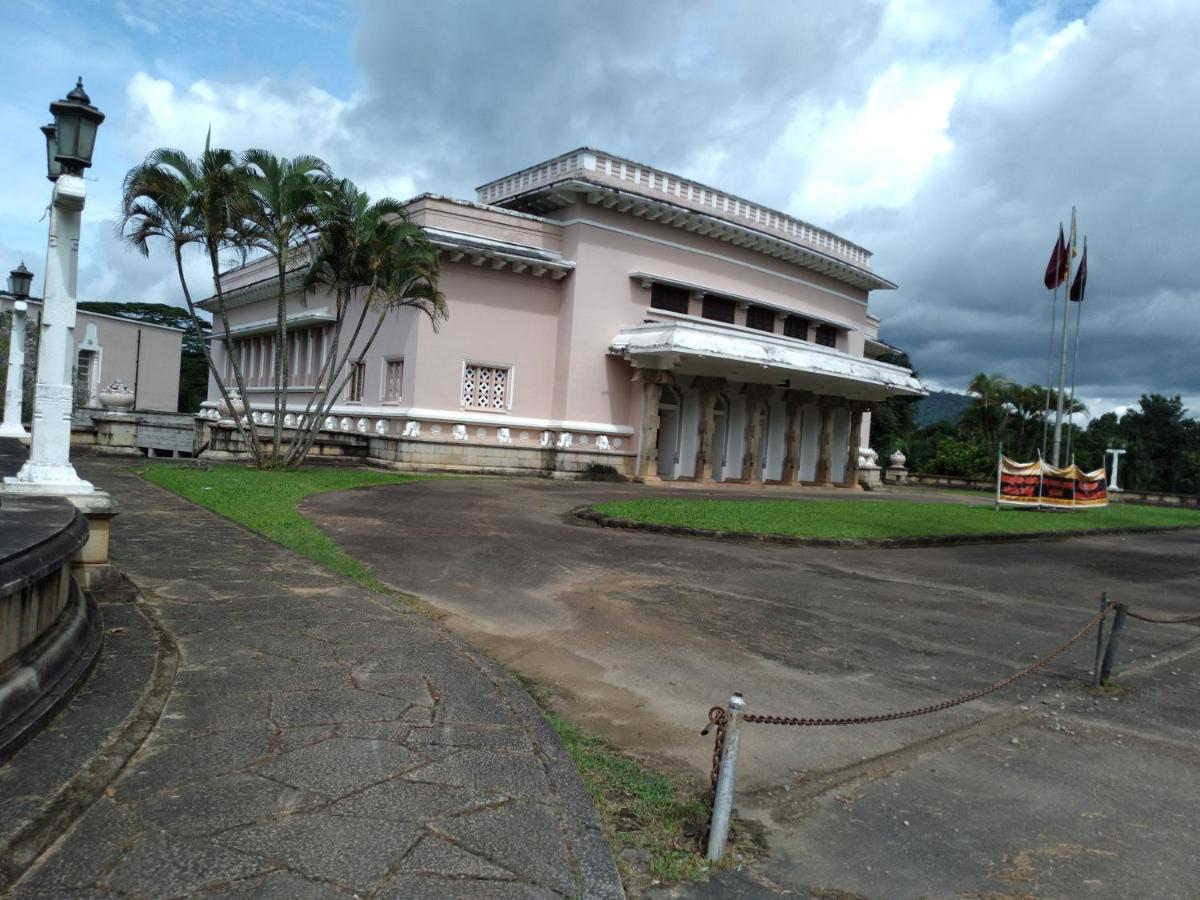 Homestay Riverview Guest Kandy