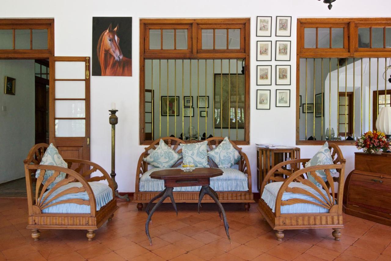 Mountbatten Bungalow- Thema Collection *