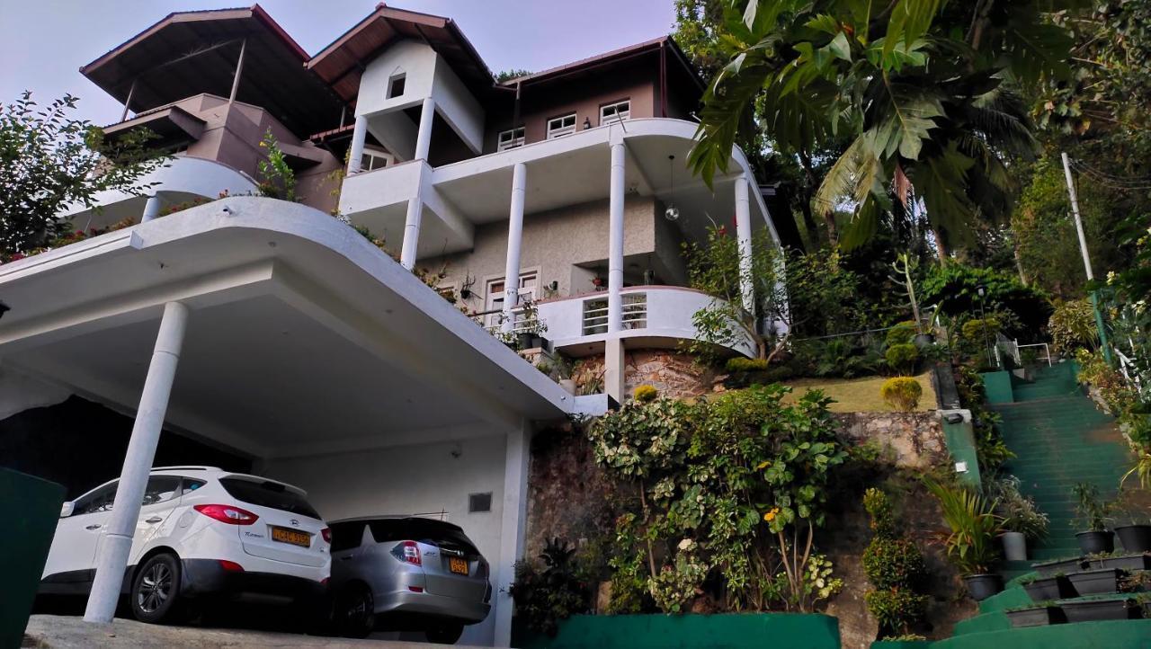 Homestay Marvel Hills
