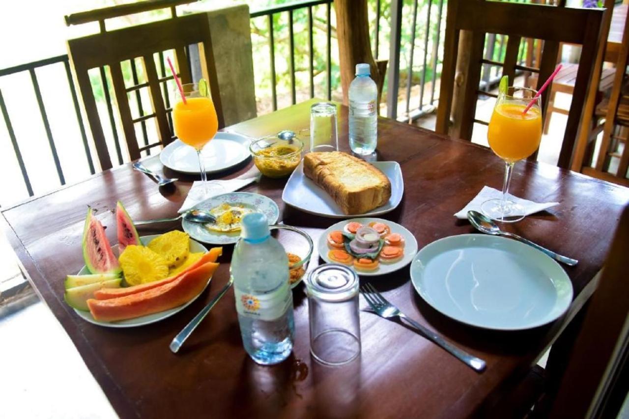 Rivara & Guest house Kandy