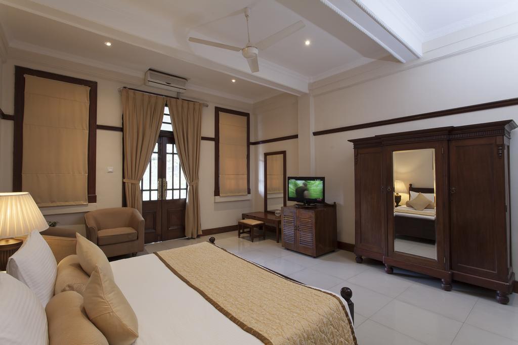 Suisse Hotel 5*