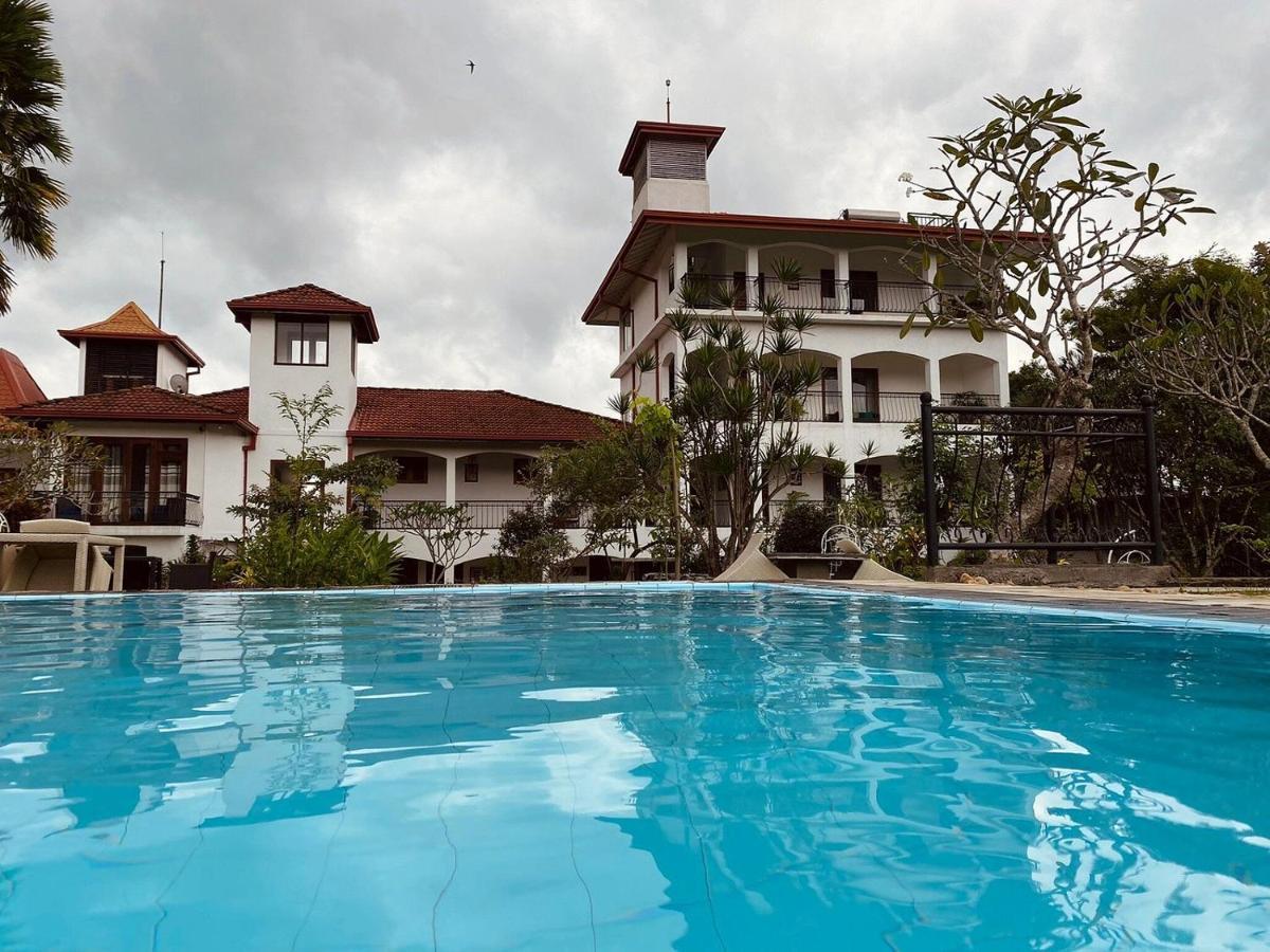 Hotel Elegant 4*