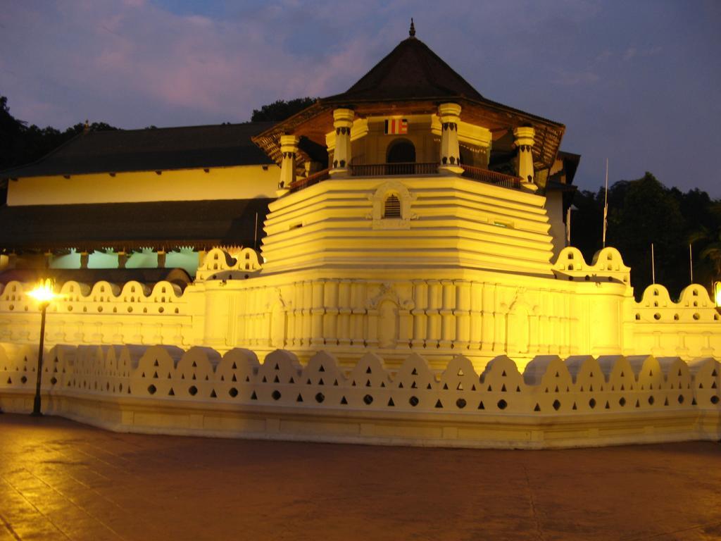 The Buena Vista Bed & Breakfast Kandy
