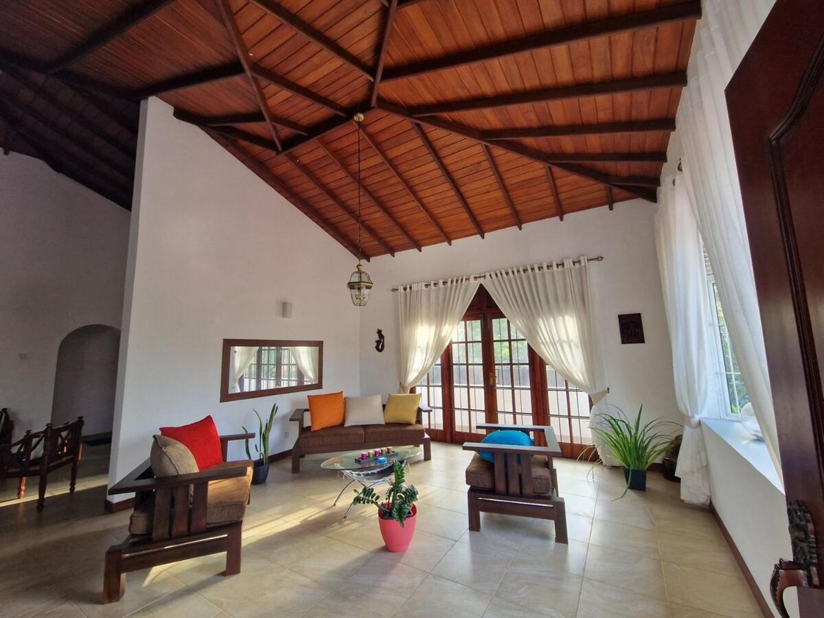 Bed & Breakfast Jal,min Kandy