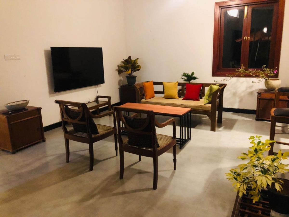 Taku Homestay *