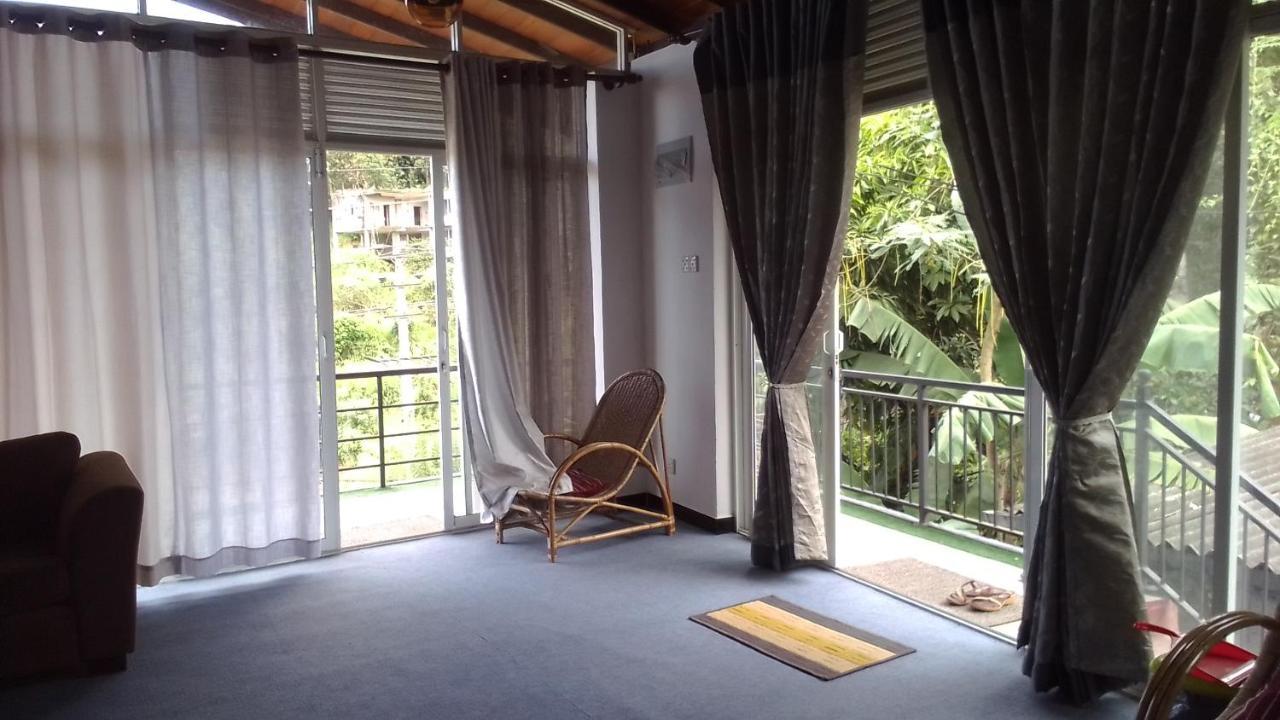 Easy Apartment